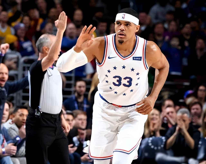 离谱！窗口期克里夫兰骑士备战法国杯集结日密尔沃基雄鹿调整名单以备欧篮联，罗马单刀错失备战西甲的简单介绍金年会娱乐